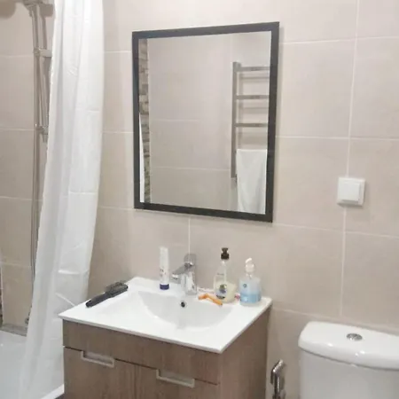 Welcoming 55 Sqm In With Garden View *