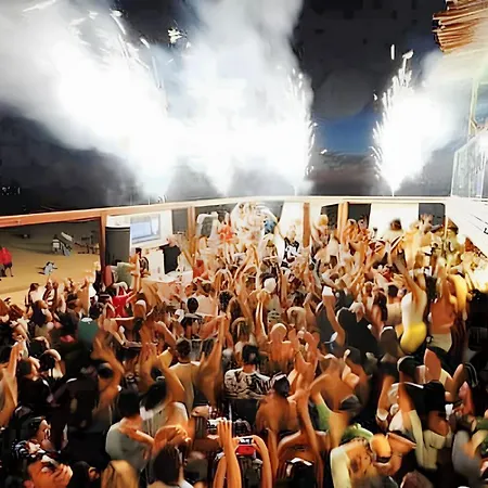 Appartement Welcoming 55 Sqm In With Garden View Portimão